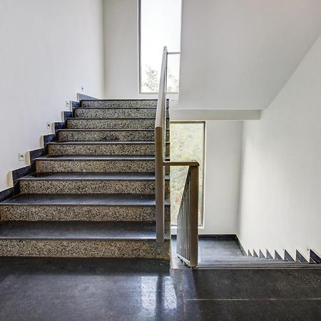 Super Townhouse Oak Aurelia Grand Hotel Lucknow Luaran gambar