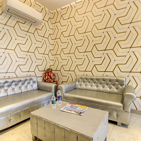 Super Townhouse Oak Aurelia Grand Hotel Lucknow Luaran gambar